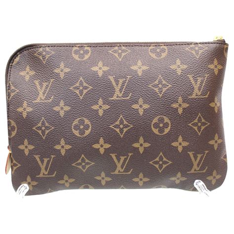 louis vuitton etui voyage pm price|Porte.